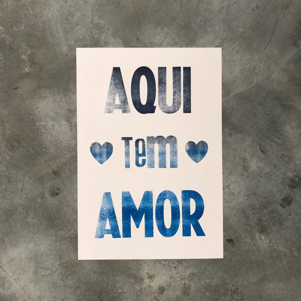 Cartaz Aqui Tem Amor